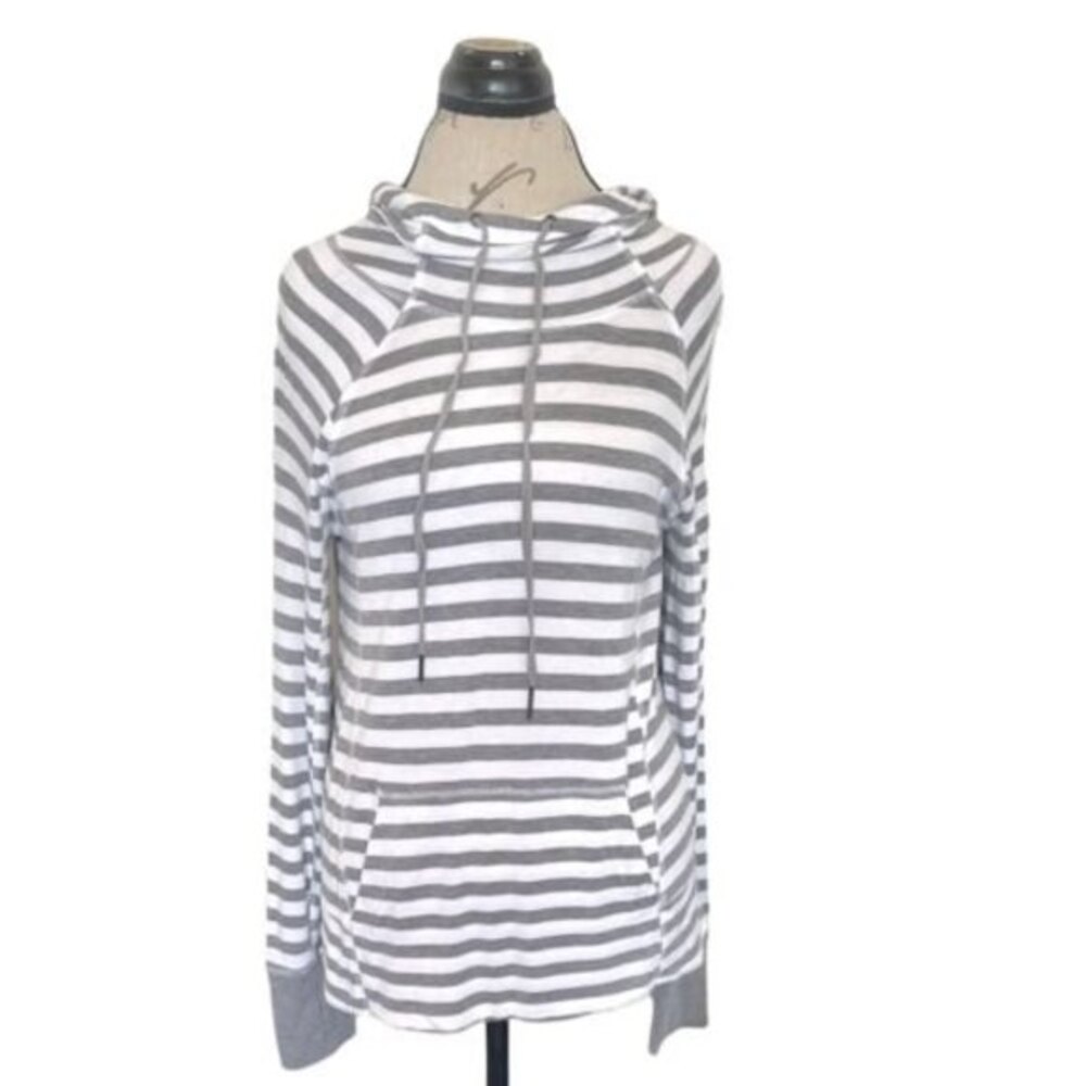 Cable & Gauge Sweatshirt Hood Striped Size Medium Cozy Knit Womens Activewear